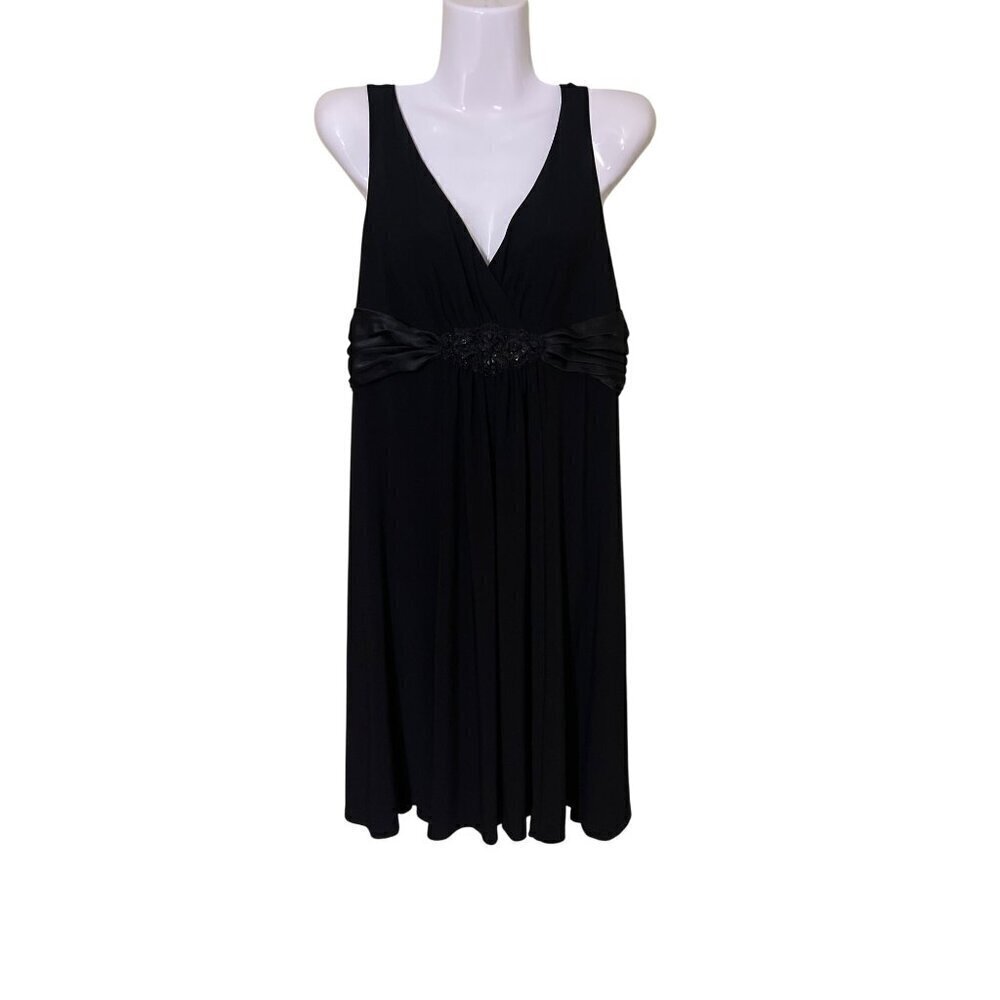 Jones‎ Wear  Babydoll Dress 12 Black LBD Cruise Event  V-Neck Empire   Coquette